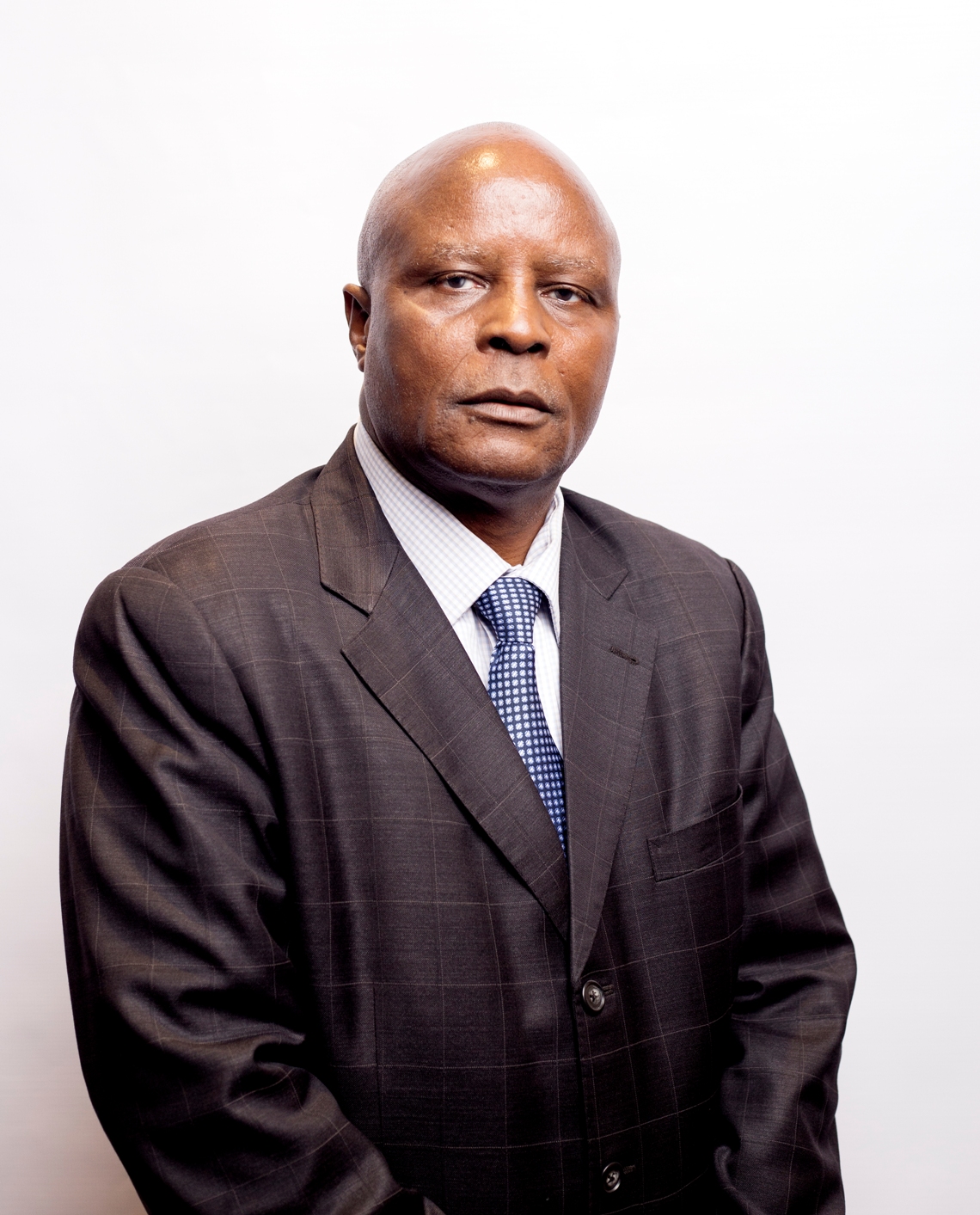 Dr. Wilfred Mandlebe